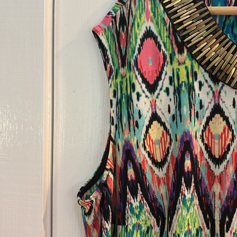 Signature Camryn Multicolor Sleeveless Midi Dress with neckline gold accent - Picture 6 of 10